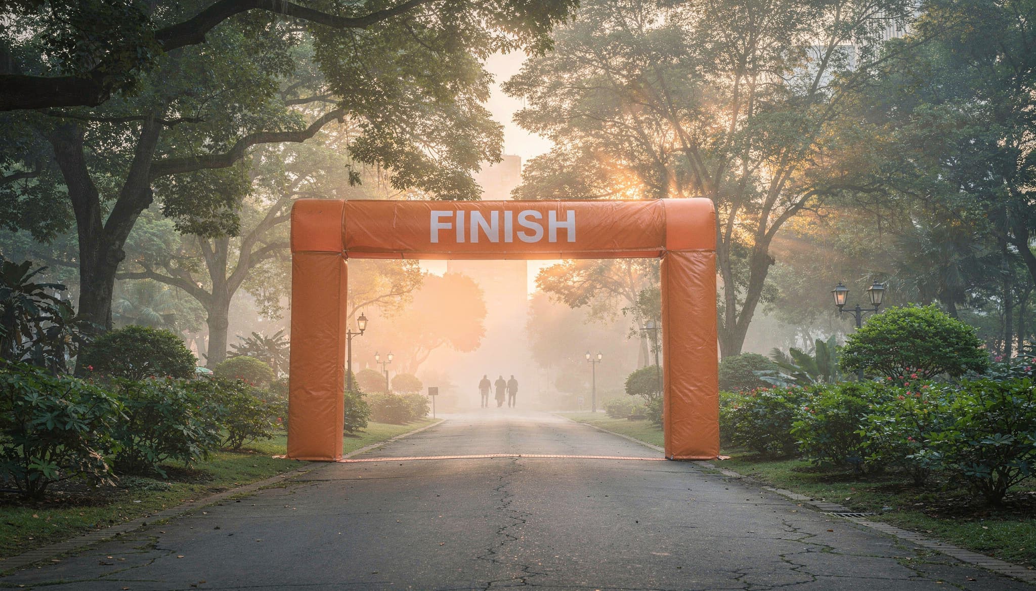 Zieleinlauf im Park bei Morgengrauen